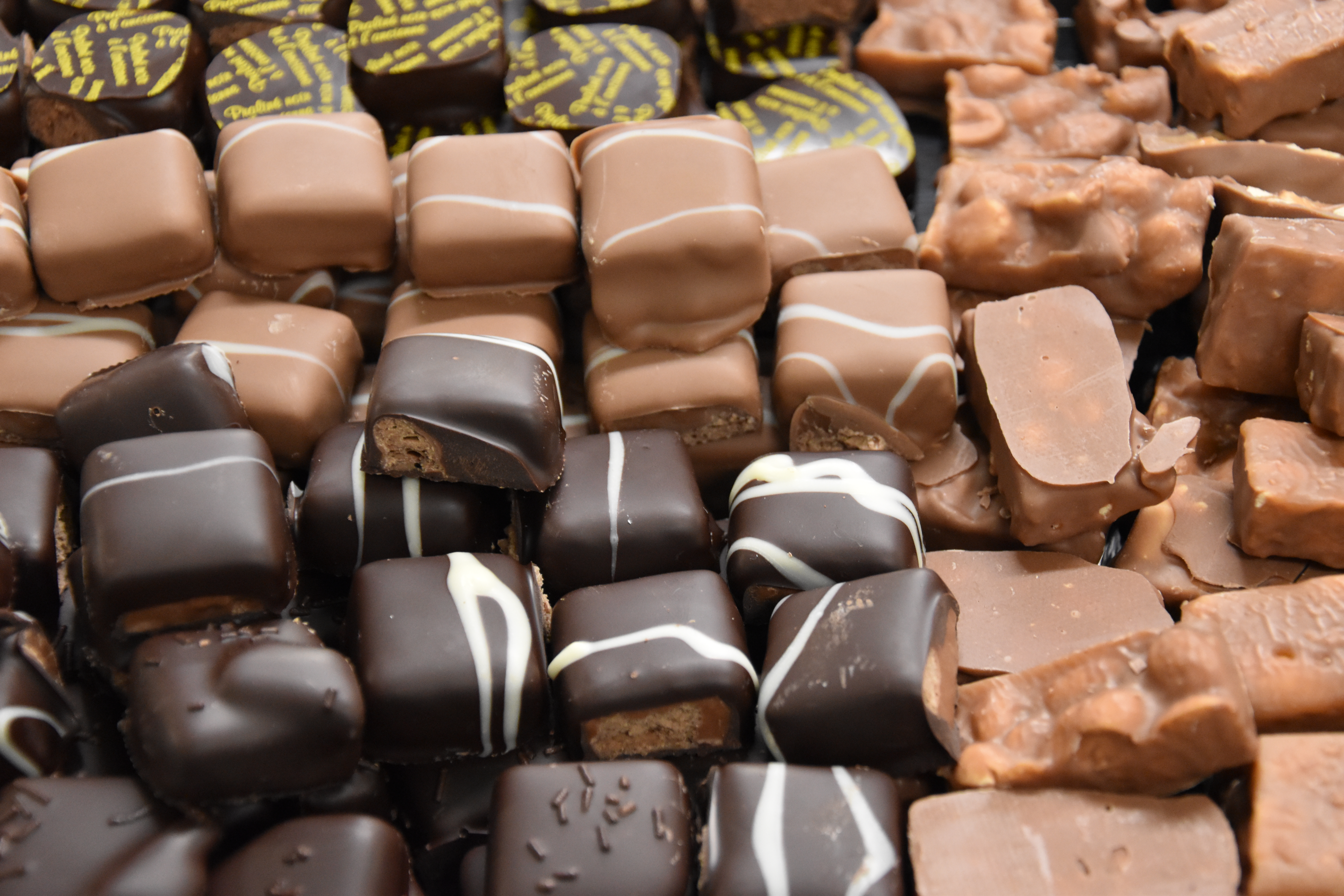 buchées de chocolat pralinés assortiement
